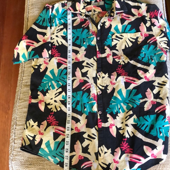 Vintage Tropical Print Button Down - M/L - Picture 8 of 9